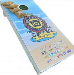 Cornhole set